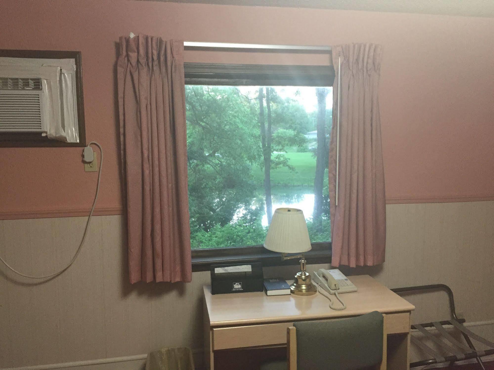 Carlin Villa Motel Carlinville Eksteriør bilde